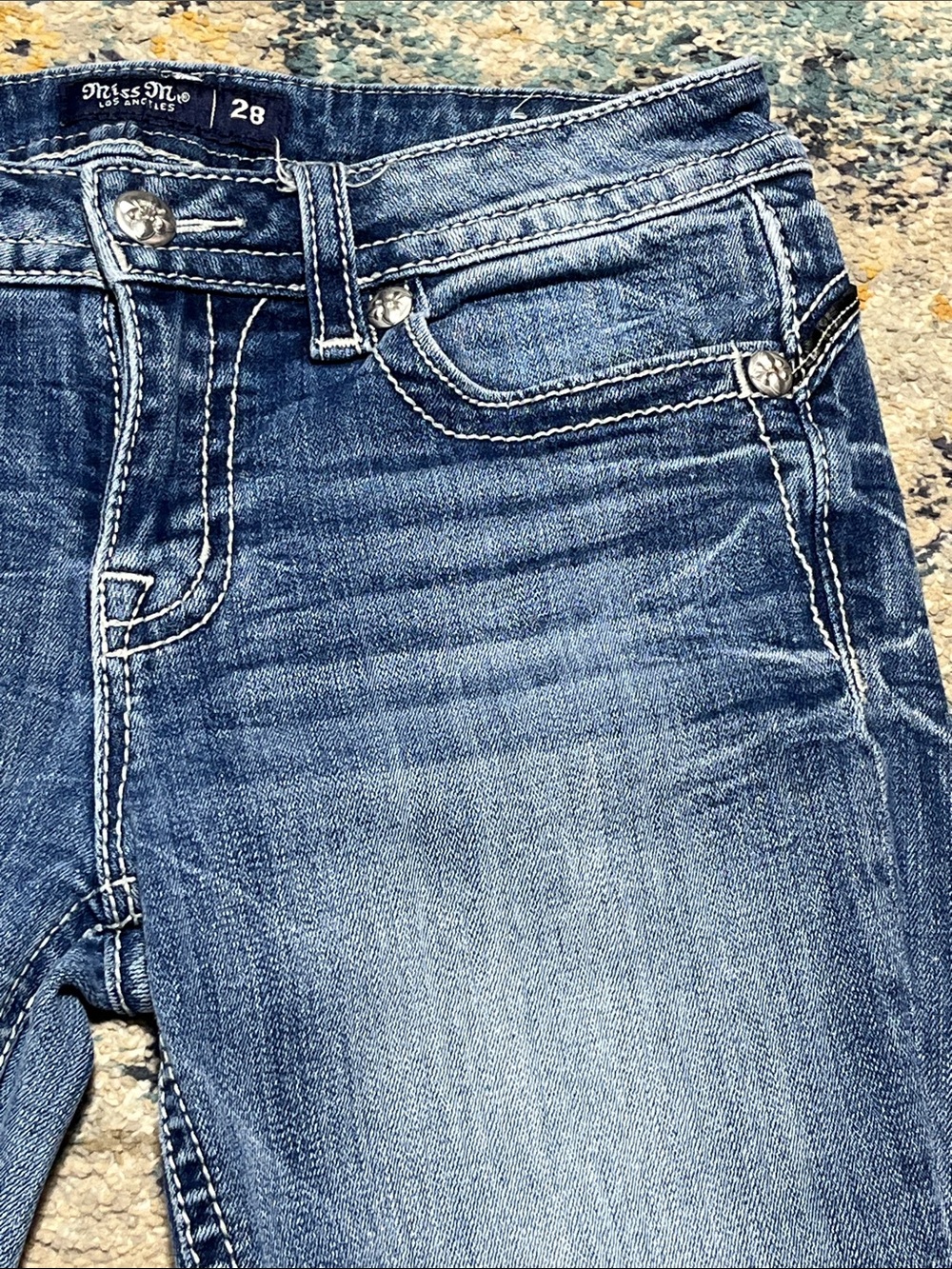 Miss Me Low-Rise Boot Cut Jeans Size 28 - Picture 12 of 13